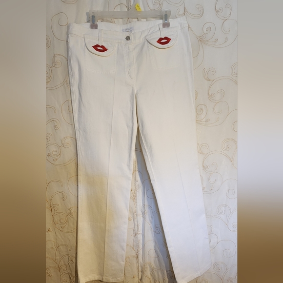 Escada White Red Lip Embroidered Wide Leg Jeans sz 42 US size 12 NWT - Picture 1 of 13